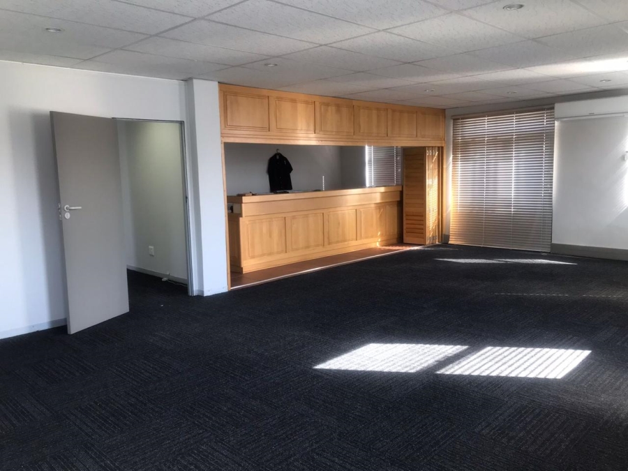 To Let commercial Property for Rent in Berea Eastern Cape